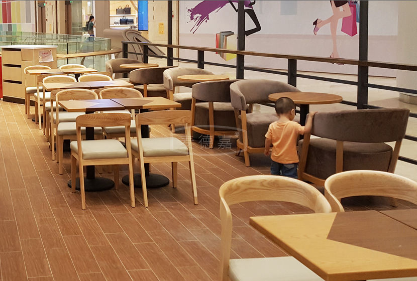 烘焙甜品店桌椅解决方案